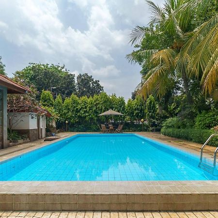 Reddoorz Plus Near Kemang Raya Jakarta Kültér fotó