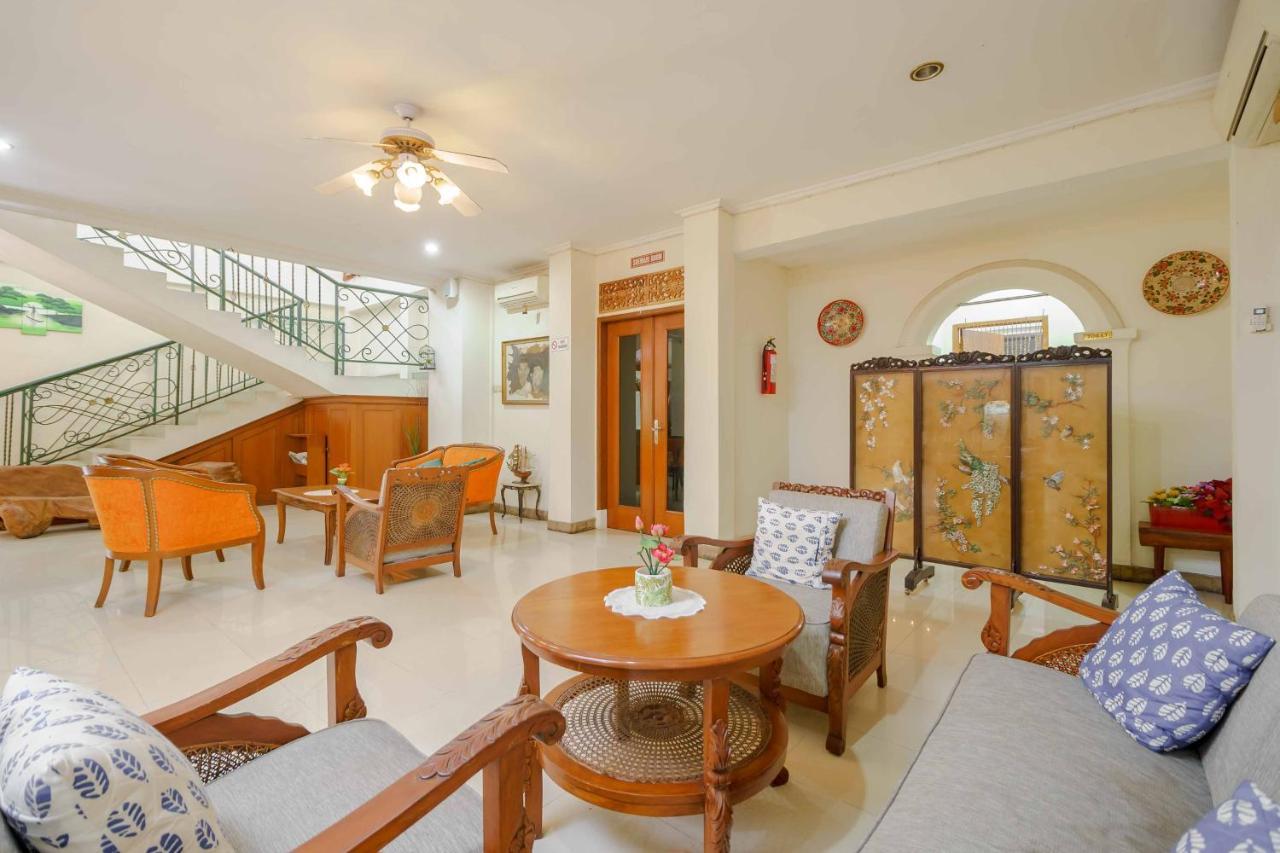 Reddoorz Plus Near Kemang Raya Jakarta Kültér fotó