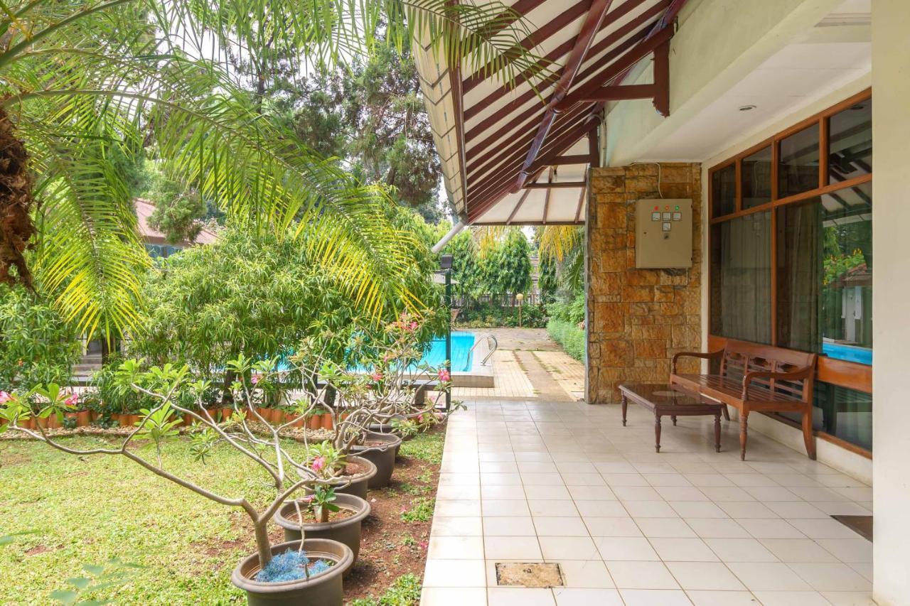 Reddoorz Plus Near Kemang Raya Jakarta Kültér fotó