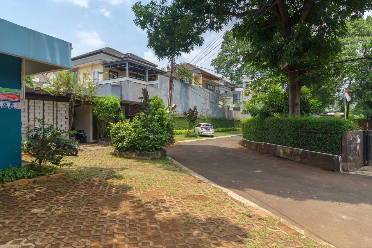 Reddoorz Plus Near Kemang Raya Jakarta Kültér fotó