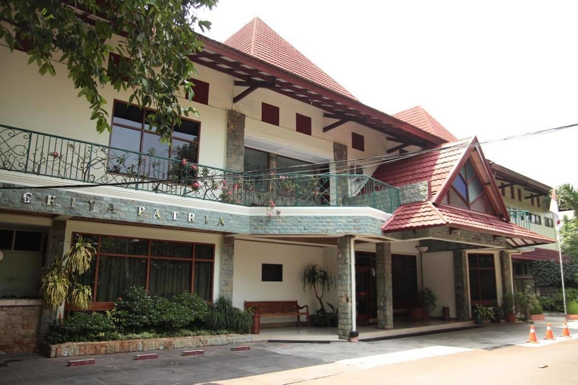 Reddoorz Plus Near Kemang Raya Jakarta Kültér fotó